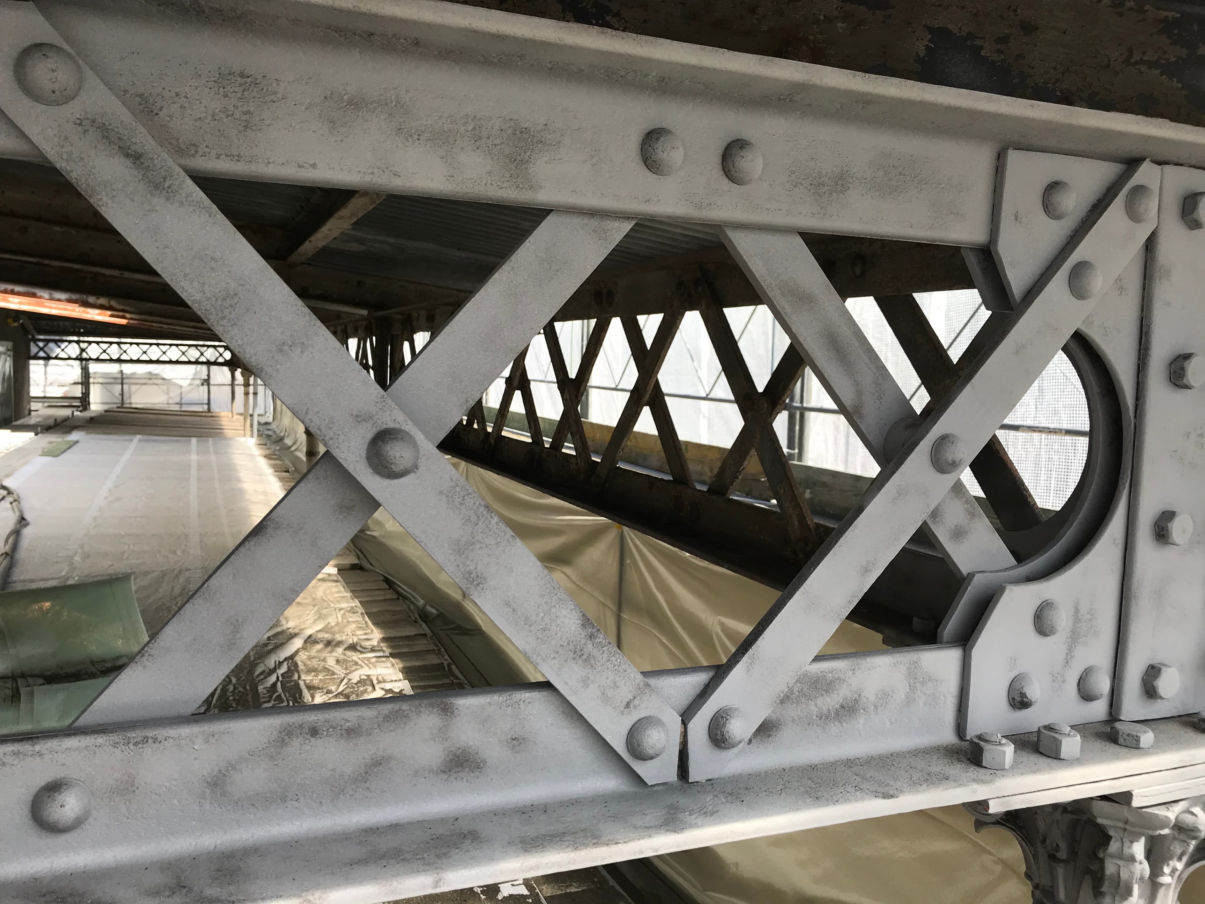 Stahlbrücke Sandstrahlen